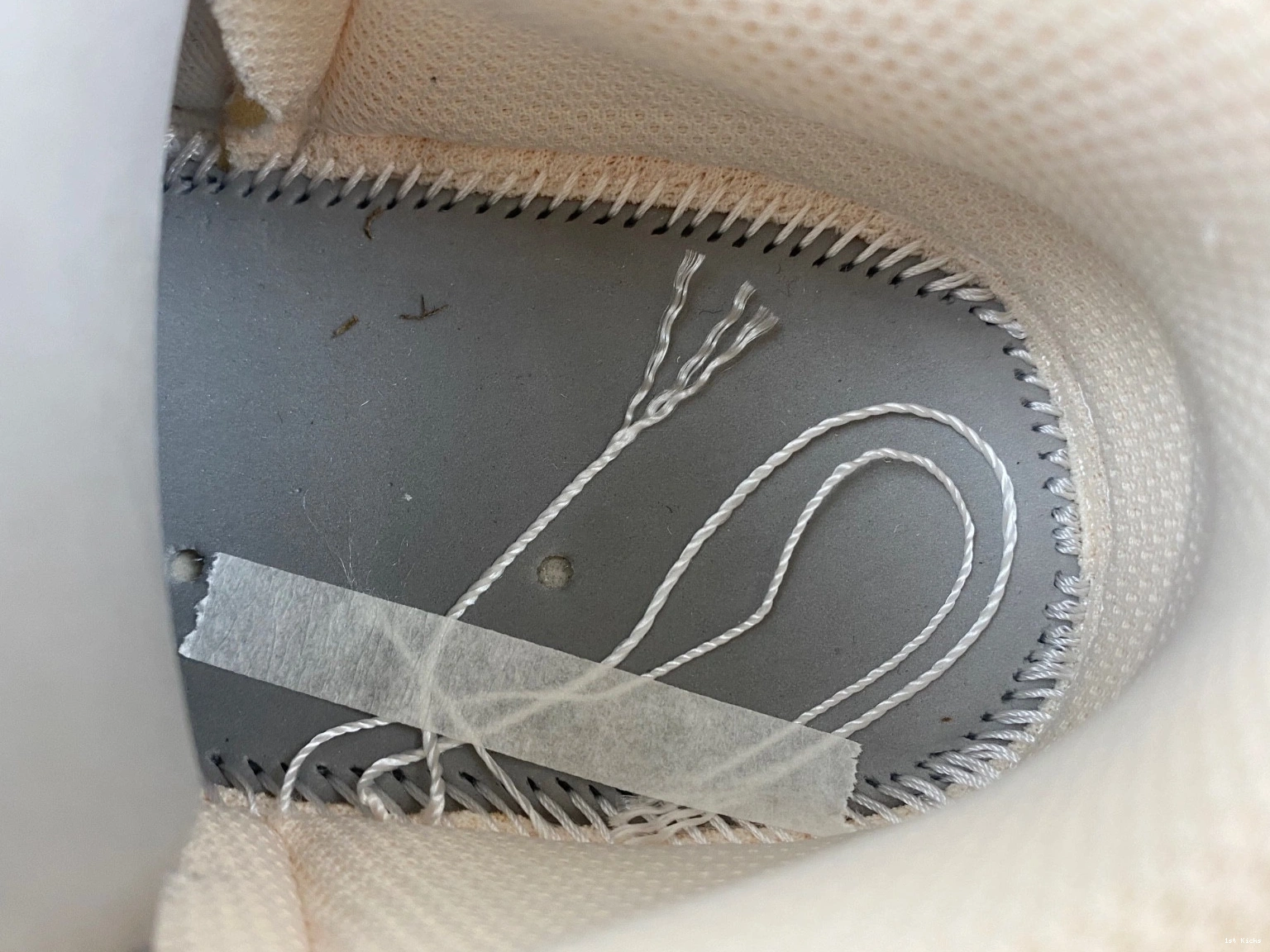 1 Low Jordan DV0982-100 Air 